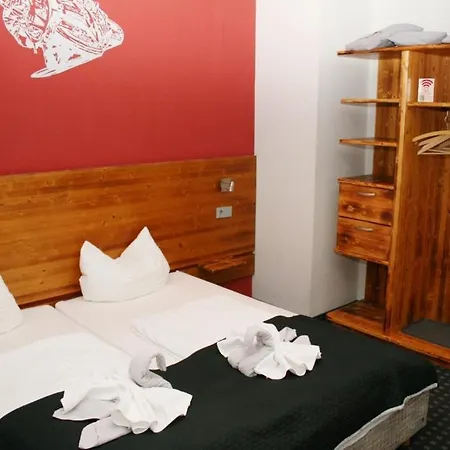 Dein Hotel 3*