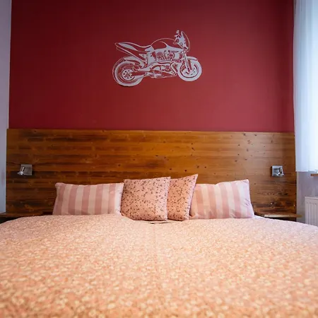Dein Hotel 3*