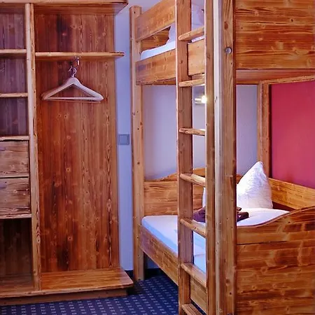 Hotel Dein 3*